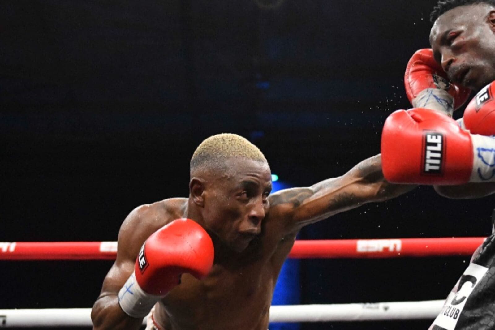 Sbu Zingange lands the punch — ESPN Africa